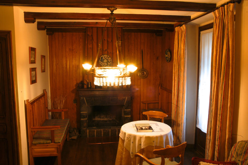 Hotel Casa Frauca Sarvisé Exteriör bild