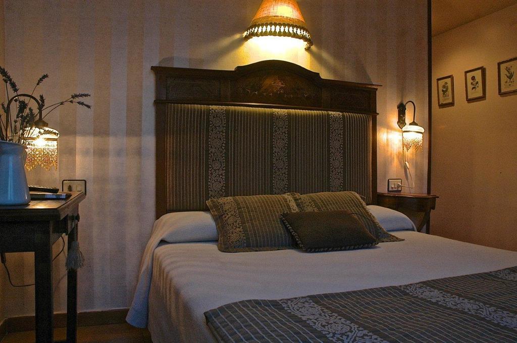 Hotel Casa Frauca Sarvisé Rum bild
