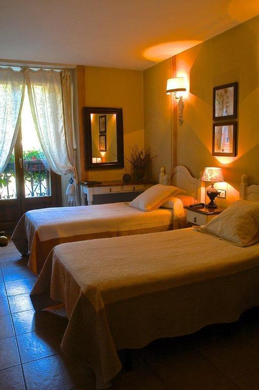 Hotel Casa Frauca Sarvisé Rum bild